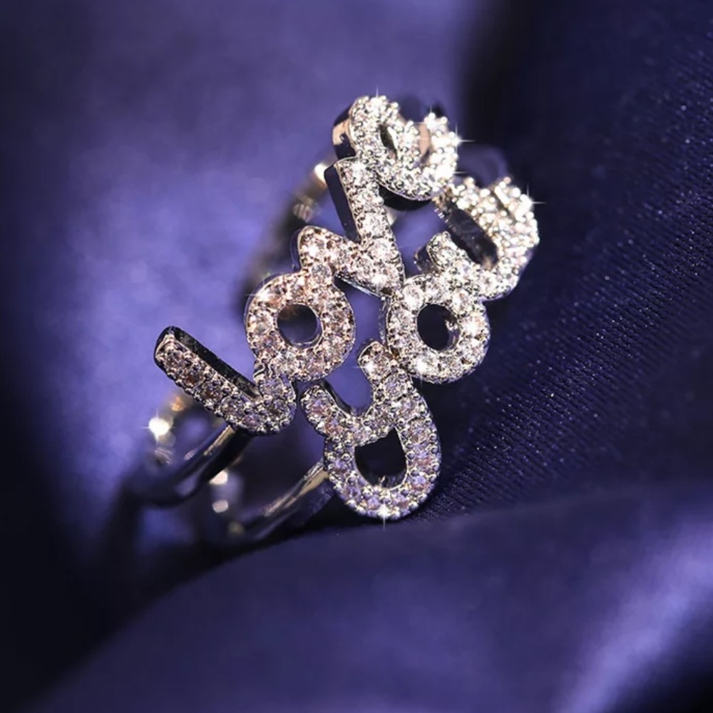 💗 Crystalized Silver Plated “Love You” Ring 💗